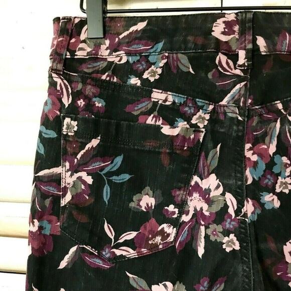 Bandolino Women's Black Floral Denim Straight Leg Jeans Size 8 Boho Cottage - Picture 10 of 11